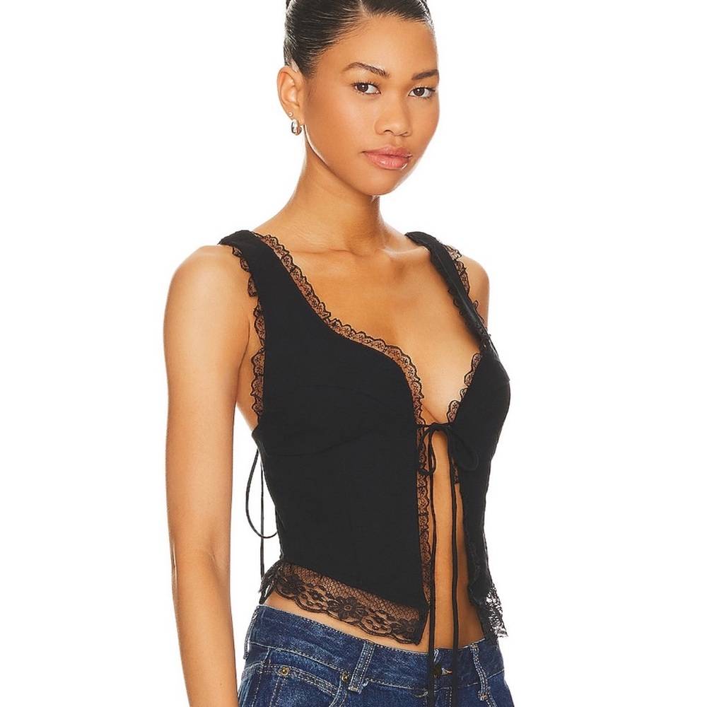Lioness Resurgence Lace Cami in Black XS